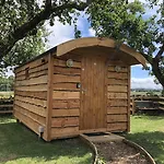 Orchard Hideaways, Penrith, The District *