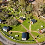 Orchard Hideaways, Penrith, The District Camping
