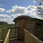 Orchard Hideaways, Penrith, The District Camping *