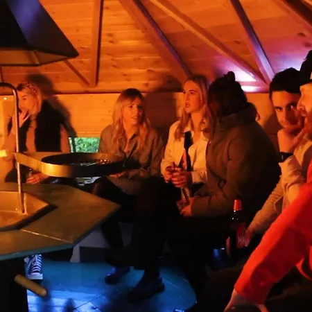 Orchard Hideaways بنريث