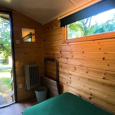 Orchard Hideaways, Penrith, The District Kemping