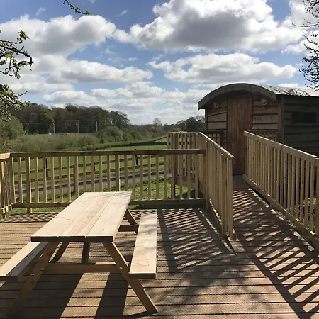 Orchard Hideaways - Work & Campingplads Penrith