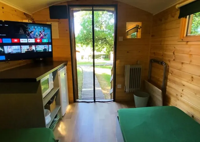 Orchard Hideaways, Penrith, The District * 펜리스