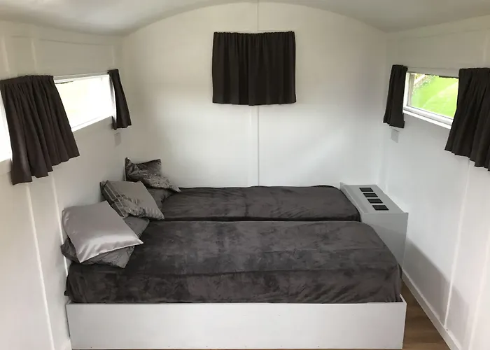 캠프장 Orchard Hideaways, Penrith, The District 펜리스