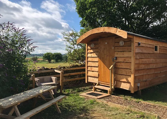 캠프장 Orchard Hideaways, Penrith, The District 펜리스