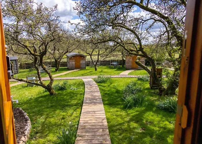 캠프장 Orchard Hideaways, Penrith, The District *