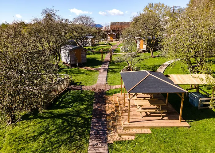 캠프장 Orchard Hideaways, Penrith, The District *